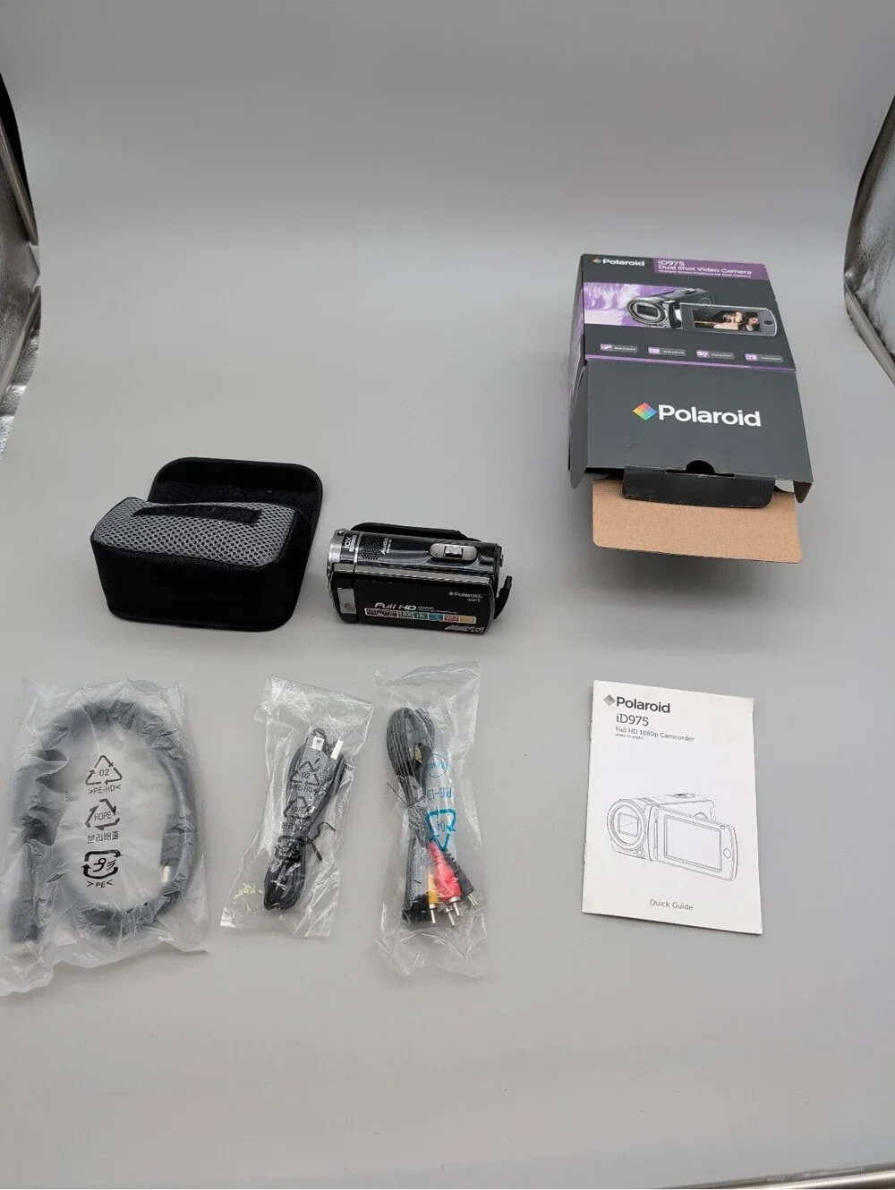 Polaroid iD975 Dual Shot Full HD Video Camera w/16MP Needs Battery Fully Tested